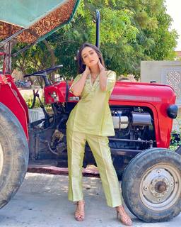 Tanya Sharma feet photo 20
