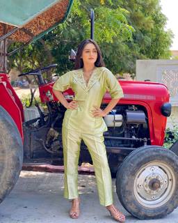 Tanya Sharma feet photo 18