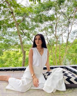 Tanya Sharma feet photo 20