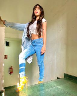 Tanya Sharma feet photo 15