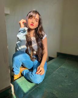 Tanya Sharma feet photo 12