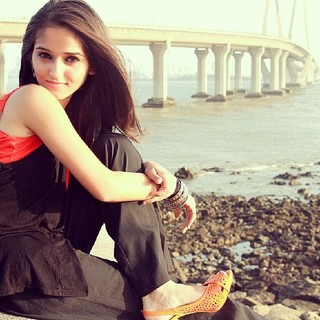Tanya Sharma feet photo 9