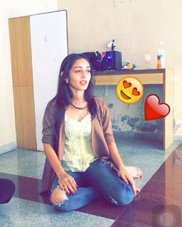 Tanya Sharma feet photo 14