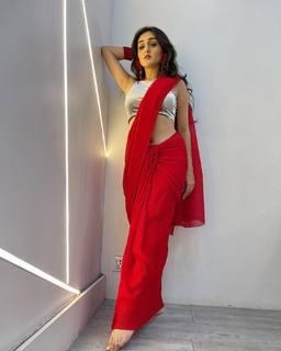 Tanya Sharma feet photo 13