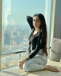 Tanya Sharma feet photo 8
