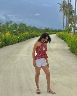 Tanya Sharma feet photo 15
