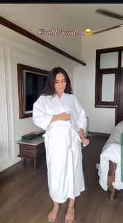 Tanya Sharma feet photo 11