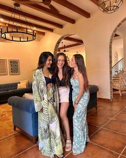 Tanya Sharma feet photo 10