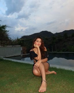 Tanya Sharma feet photo 17