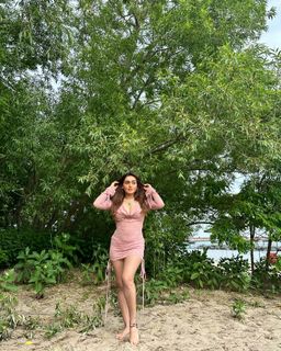 Tanya Sharma feet photo 9