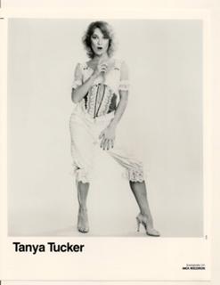 Tanya Tucker feet photo 15