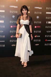 Tao Liu feet photo thumbnail