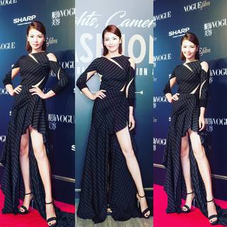 Tao Liu feet photo thumbnail