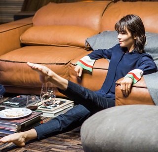 Tao Liu feet photo thumbnail
