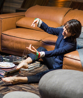Tao Liu feet photo thumbnail