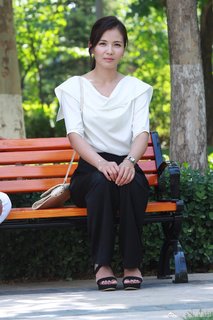 Tao Liu feet photo thumbnail