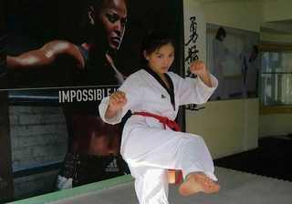 Tao Liu feet photo thumbnail