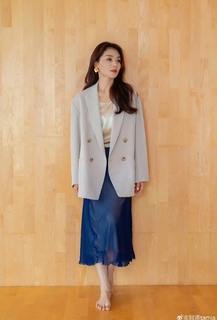 Tao Liu feet photo thumbnail