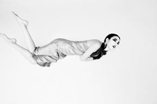 Tao Okamoto feet photo thumbnail