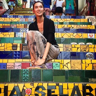 Tao Okamoto feet photo thumbnail