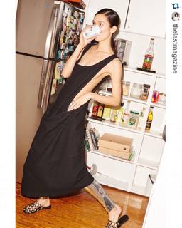 Tao Okamoto feet photo thumbnail