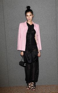 Tao Okamoto feet photo thumbnail