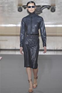 Tao Okamoto feet photo thumbnail