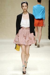 Tao Okamoto feet photo thumbnail