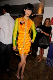 Tao Okamoto feet photo thumbnail