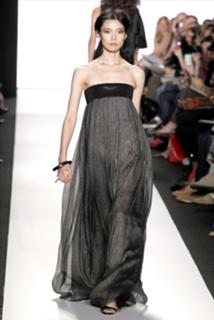 Tao Okamoto feet photo thumbnail