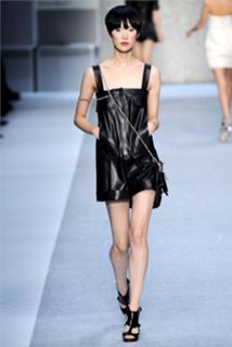 Tao Okamoto feet photo thumbnail