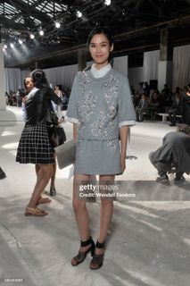 Tao Okamoto feet photo 1