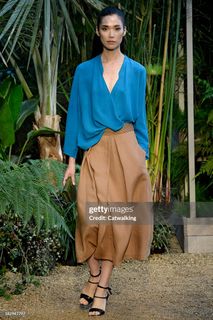 Tao Okamoto feet photo 13