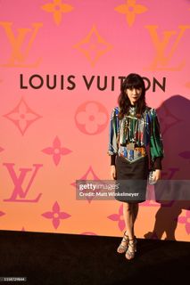 Tao Okamoto feet photo 7