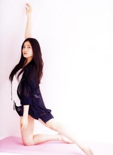 Tao Tsuchiya feet photo thumbnail