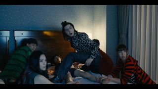 Tao Tsuchiya feet photo thumbnail