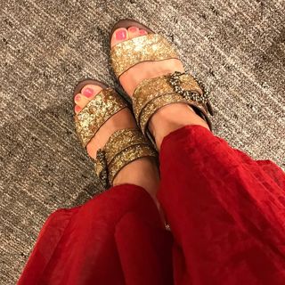 Tao Tsuchiya feet photo thumbnail