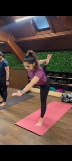 Tara Alisha feet photo 3