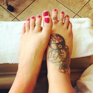 Tara Babcock feet photo 4