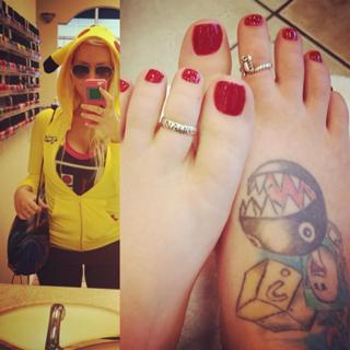 Tara Babcock feet photo 3