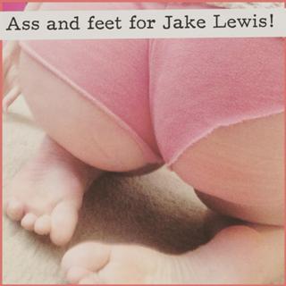 Tara Babcock feet photo 12
