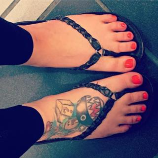 Tara Babcock feet photo 8