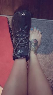 Tara Babcock feet photo 20