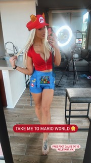 Tara Babcock feet photo 7