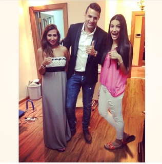 Tara Emad feet photo thumbnail