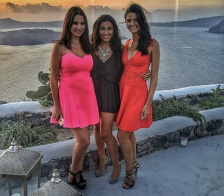 Tara Emad feet photo thumbnail