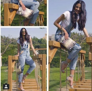 Tara Emad feet photo thumbnail