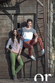 Tara Emad feet photo thumbnail