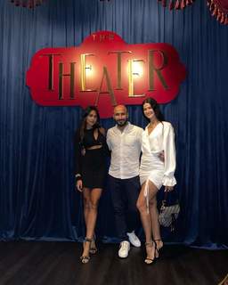 Tara Emad feet photo thumbnail