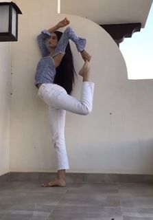 Tara Emad feet photo 9
